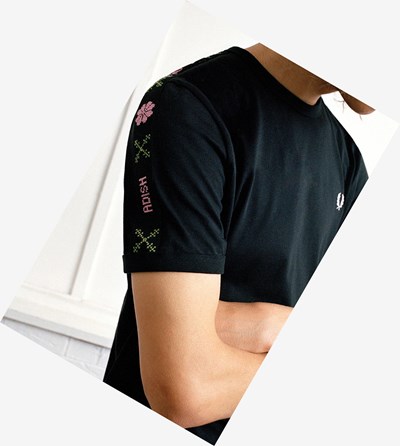 Fred Perry Adish Embroidered Tape Ringer Tricko Panske Čierne | 643015KWT