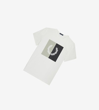 Fred Perry Laurel Wreath Grafika Tricko Panske Biele | 805674DQH